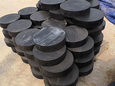 河北板式橡胶支座由若干层橡胶片与薄钢板经加压硫化